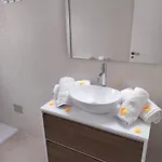 Om, Piscina Privada, Aire Acondicionado Free
