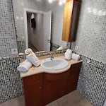 Om, Piscina Privada, Aire Acondicionado Free