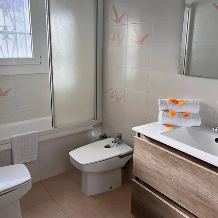 וילה Om, Piscina Privada, Aire Acondicionado Free