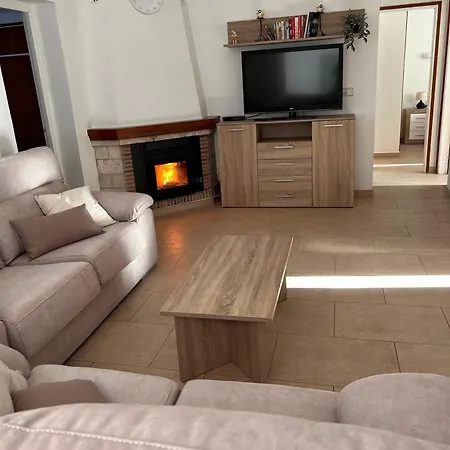 וילה Om, Piscina Privada, Aire Acondicionado Free *