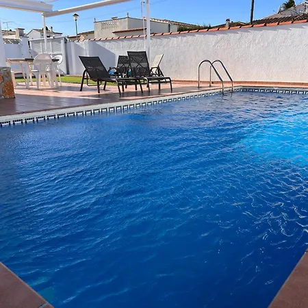 Om, Piscina Privada, Aire Acondicionado Free Villa