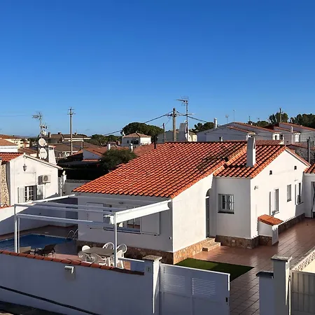 Om, Piscina Privada, Aire Acondicionado Free *