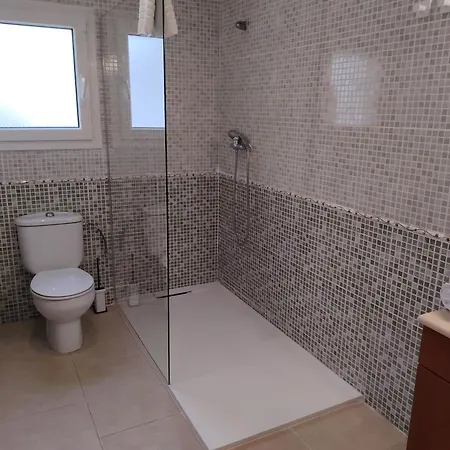 Om, Piscina Privada, Aire Acondicionado Free *